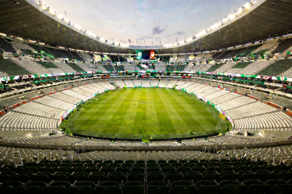 2026年世界杯墨西哥阿兹特克体育场内部广阔坐席与草坪全景